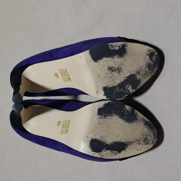 Woman's high heels - Picture 8 of 9